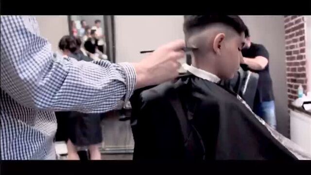 Барбершоп брадобрей