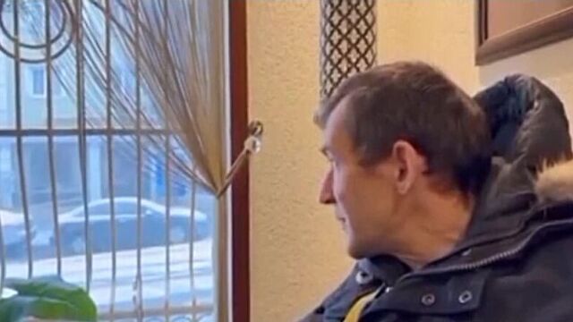 Бывший журналист нтв глеб пьяных покинул территорию россии