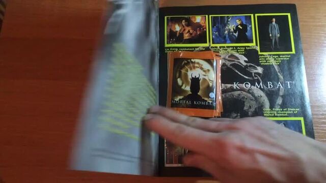 Альбом с наклейками mortal kombat 1995