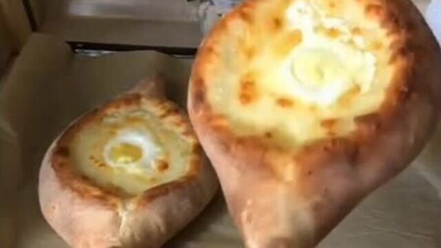Хачапури по-аджарски