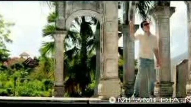 Sardor_mamadaliyev_-_seni_bugun_kormasam_bolmas_(official_hd_video)_(www.mp3media.net)