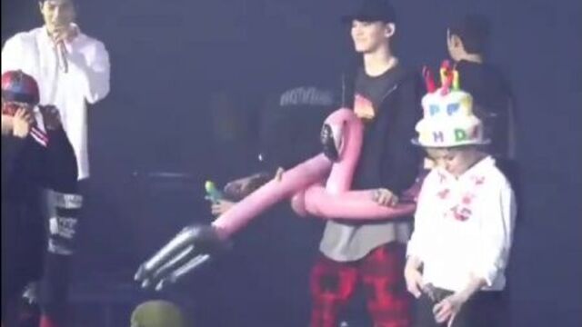 180318 chen exo jongdae - angel (the elyxion in bangkok d-3)