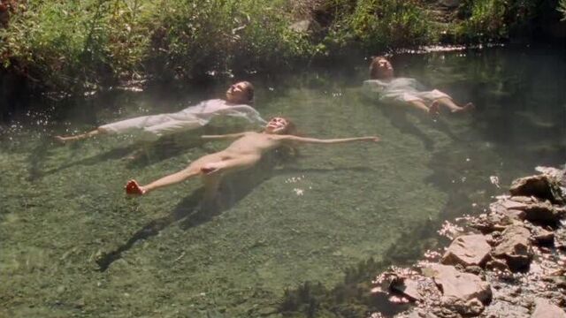 Laetitia dosch nude - two plains & a fancy (2018) hd 1080p watch online / летиция дош - две простушки и красавчик