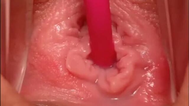 Миленькая писька кончает крупным планом)