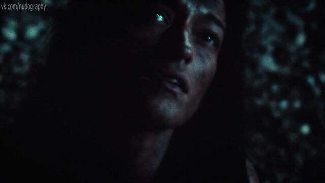 Сара томко (sara tomko) голая в сериале "оставленные" (остатки, the leftovers, 2015) - сезон 2 / серия 1 (s02e01) 1080p