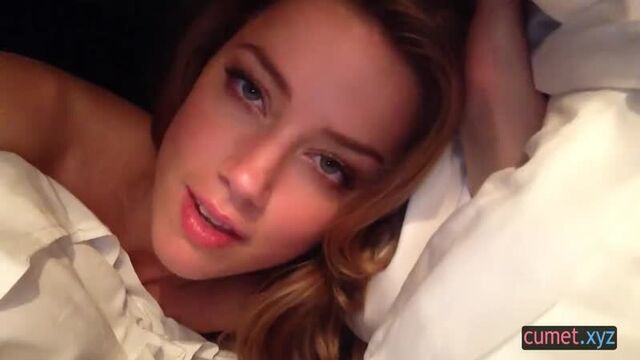 Кумит чат, мастурбирует, по вебвкамере, развратная, вагину, вибратор