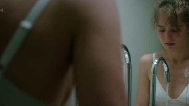 Haley lu richardson - five feet apart (2019) hd 1080p nude? hot! watch online / хейли лу ричардсон - в метре друг от друга