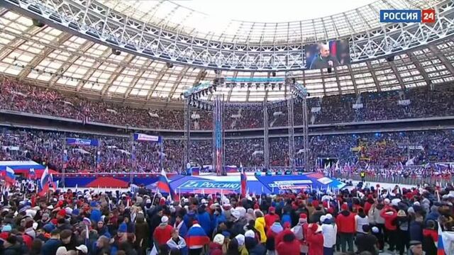 Артем жога, командир батальона «спарта» выступил с обращением на стадионе «лужники» в москве