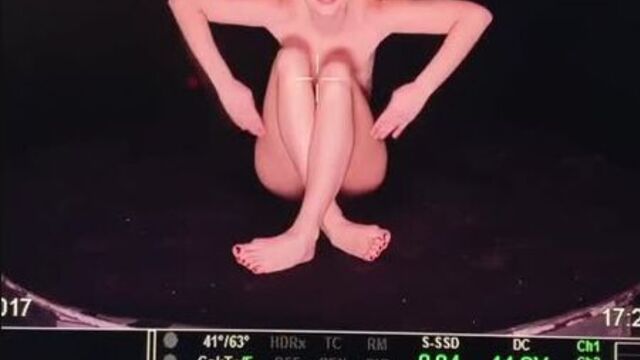 Голая полина гагарина