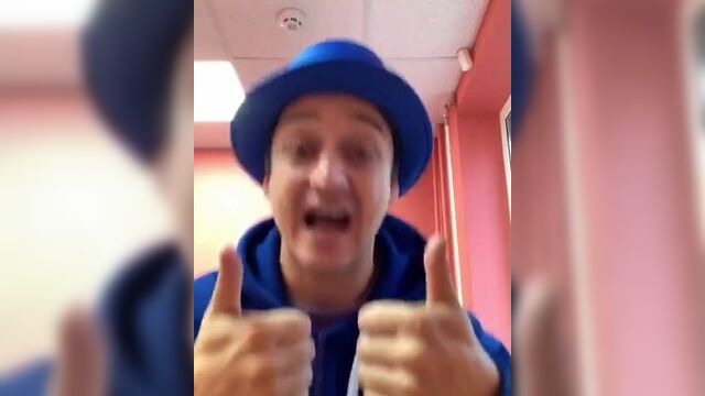 Песенка про синий трактор