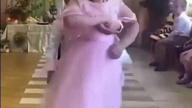 Все бабы как бабы, а моя богиня