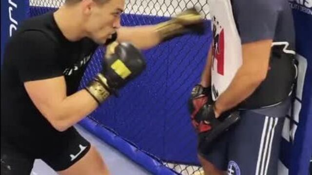 Майкл чендлер