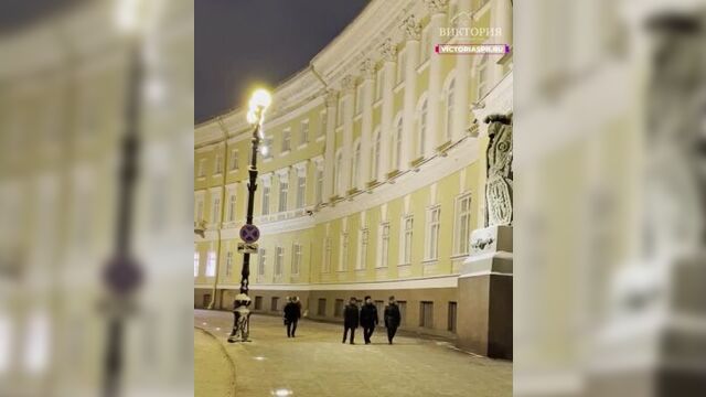 Новгодняя ёлка на дворцовой площади 2022