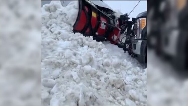 Вот, куда отправляют тех, кто мешает уборке снега 