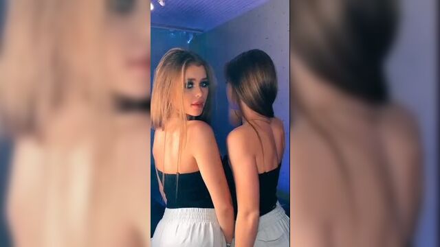 Инстасамка устроила странный флешмоб