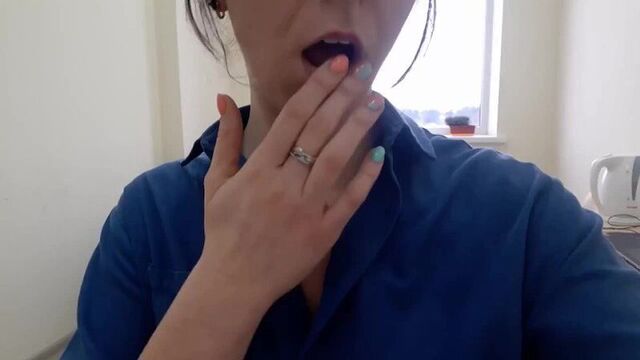 Потихоньку дрочу на работе - мастурбация, оргазм, секс, домашнее видео, порно, смотреть, свингеры