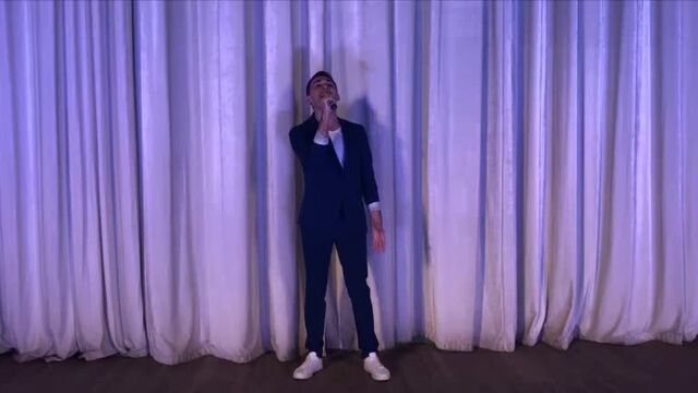 Песня «карточный домик», исполняет бислан нагоев, выпускник филологического факультета агу