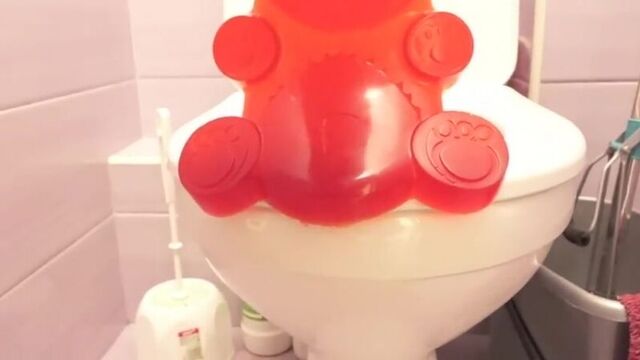 Желейный медведь валера говорит про фондю. познаватель видео)