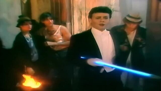 Taco - puttin on the ritz (одеваясь очень модно) текст+перевод