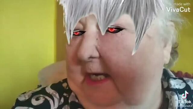 Ёбнутая вафля поёт ощихитео