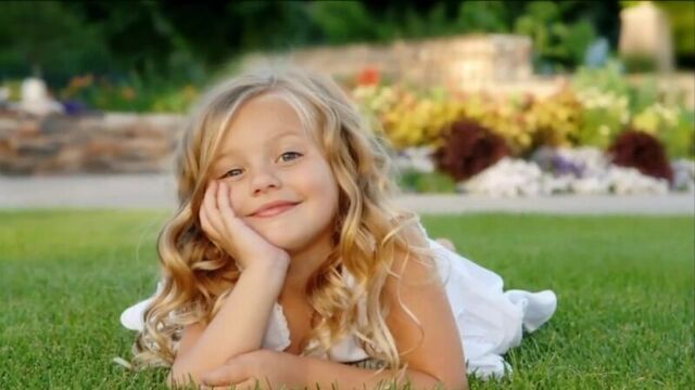 Песня про дочку.