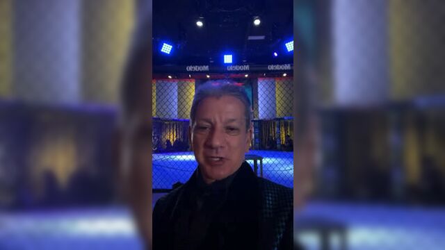 Брюс баффер вернулся!