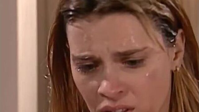 Каролина дикманн в роли камилы ласерды © семейные узы