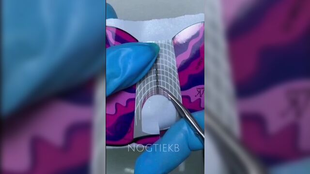 Выкладной френч с нежным фиолетовым цветом видео от маникюр | дизайн ногтей