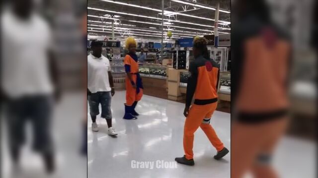 Гоку и наруто встречаются в публичных местах | naruto vs goku