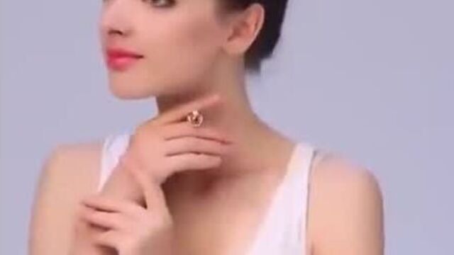 Кулон «я тебя люблю» на 100 языках!