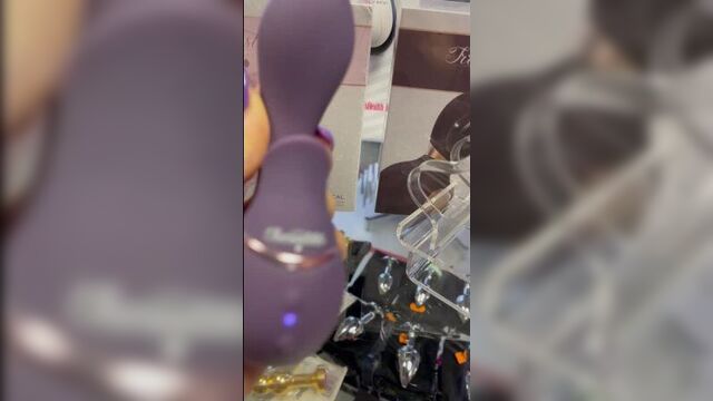 Вакуумный вибратор