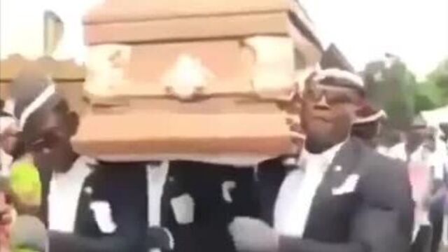 Негры танцуют с гробом