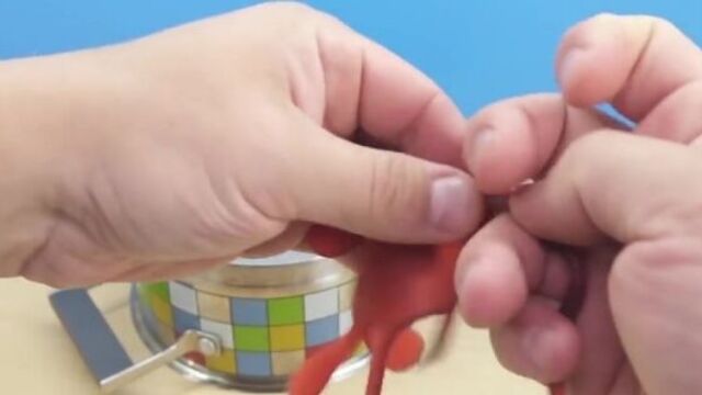 [познаватель] желейный медведь валера юный барабанщик