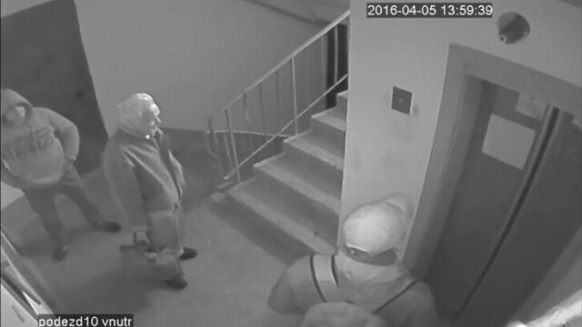 В кривом роге двое мужчин напали в лифте на 77-летнего пенсионера