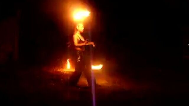 "девушка с огоньком" ))