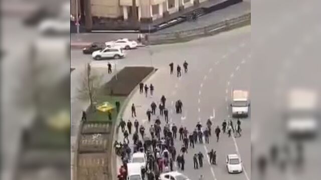 В ташкенте идут протесты против сторонников лгбт 