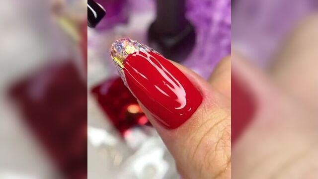 Красный френч