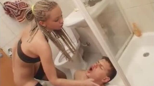 Туалетный раб госпожи даши