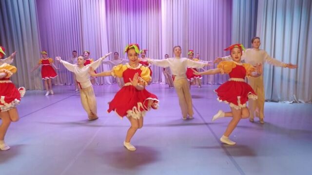 Образцовый хореографический ансамбль «рябинка»