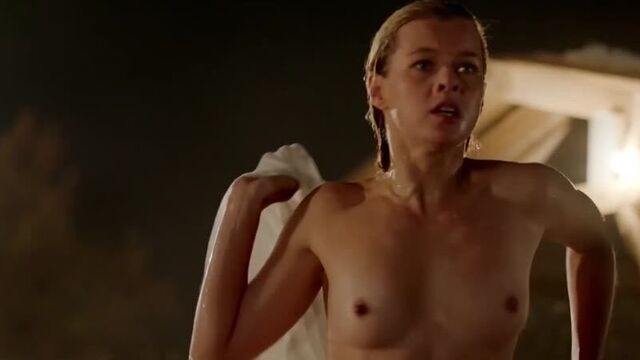 Катерина шпица голая - крымский мост