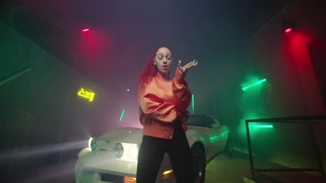 Bhad bhabie feat. tory lanez - babyface savage [премьера клипа]
