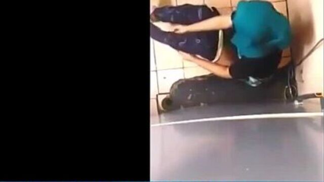 Bokep indonesia ngintipin temen kos ngentot didapur sangetods-doodstream.mp4