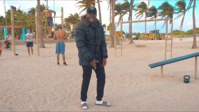 Big shaq - mans not hot (music video) (vhs video)