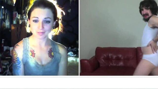 Прикол в видео чате steve kardynal miley cyrus - wrecking ball