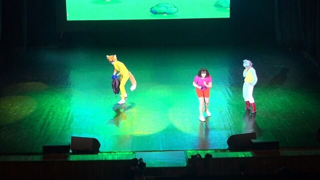 004. mystery money makers - dora the explorer - dora, swiper (human), boots (human)