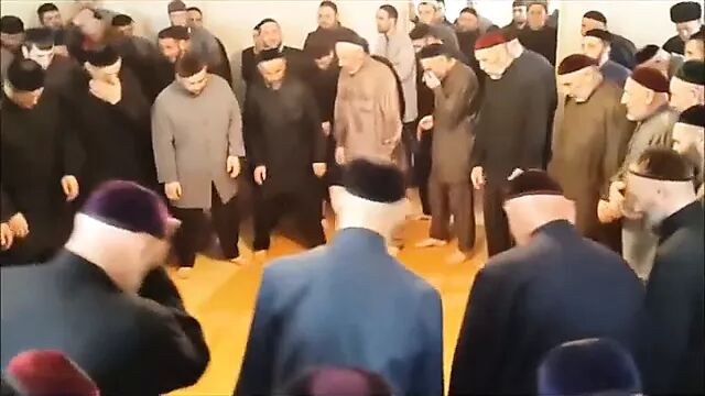 Sarah hyland's nudity and masturbation compilation