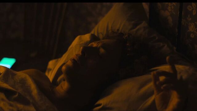 Alex kingston, siobhan finneran - the widow s01e05 (2019)