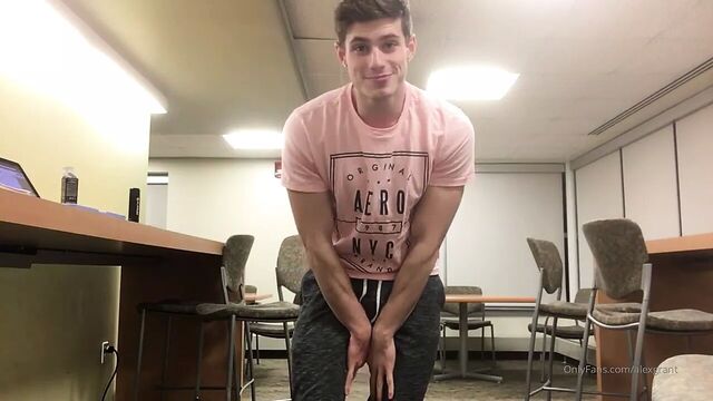 College jock jerks off in the common early in the morning