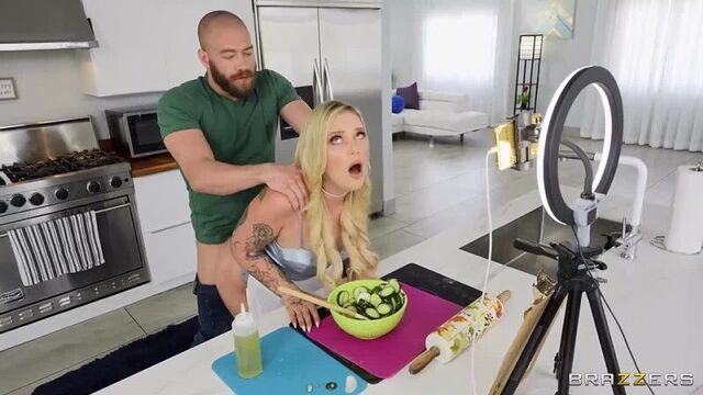 Brazzersexxtra.com - kali roses- todays special is stuffed kali- brazzers exclusives exxtra busty milf