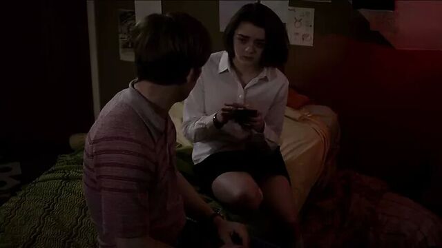 Maisie williams - the falling (2014)